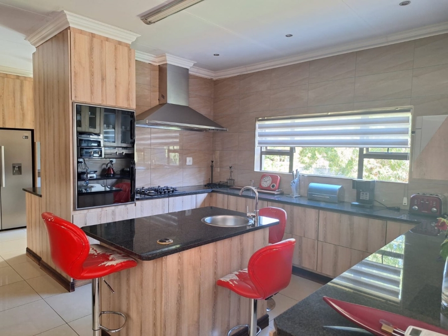 4 Bedroom Property for Sale in Woodland Hills Wildlife Estate Free State